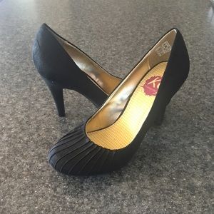 K9 by Rocketdog “Ondinets” black heels, size 7.5